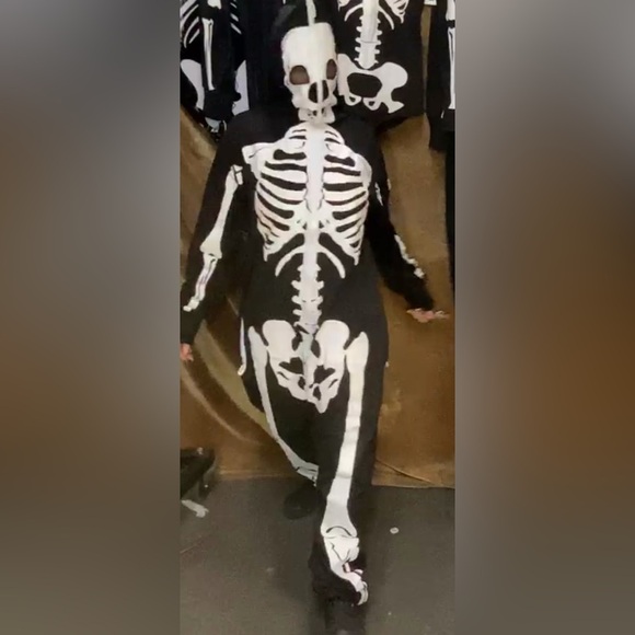 New Adult Tipsy Elves Skeleton Costume (fanny pack not included). Men/ women - Picture 2 of 3